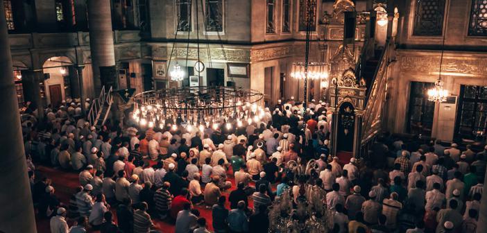 Kadir Gecesi Yapılacak Dua ve İbadetler Nelerdir
